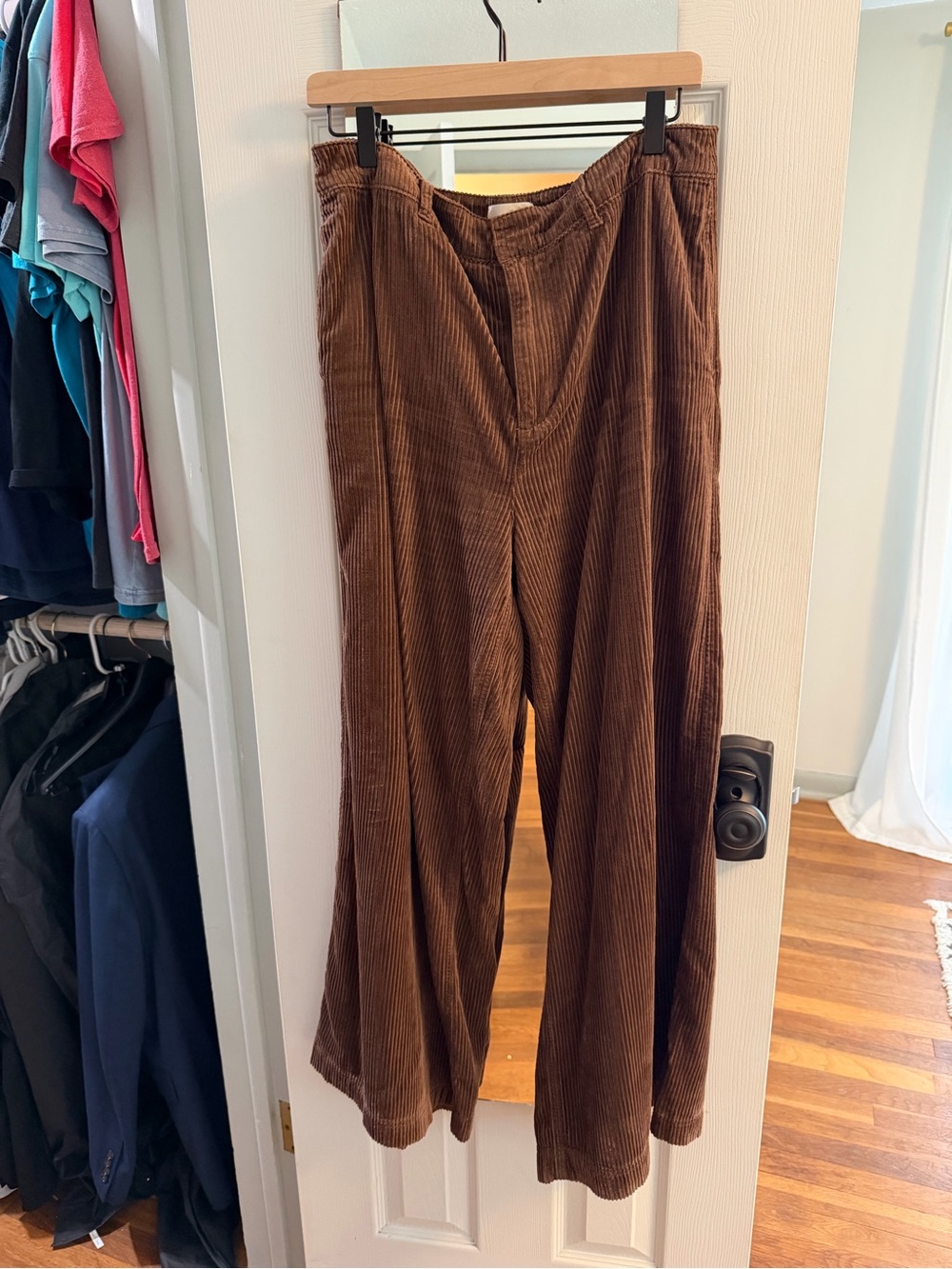Universal Thread Chocolate Brown Women's Corduroy Wide-Leg Pants Size 12